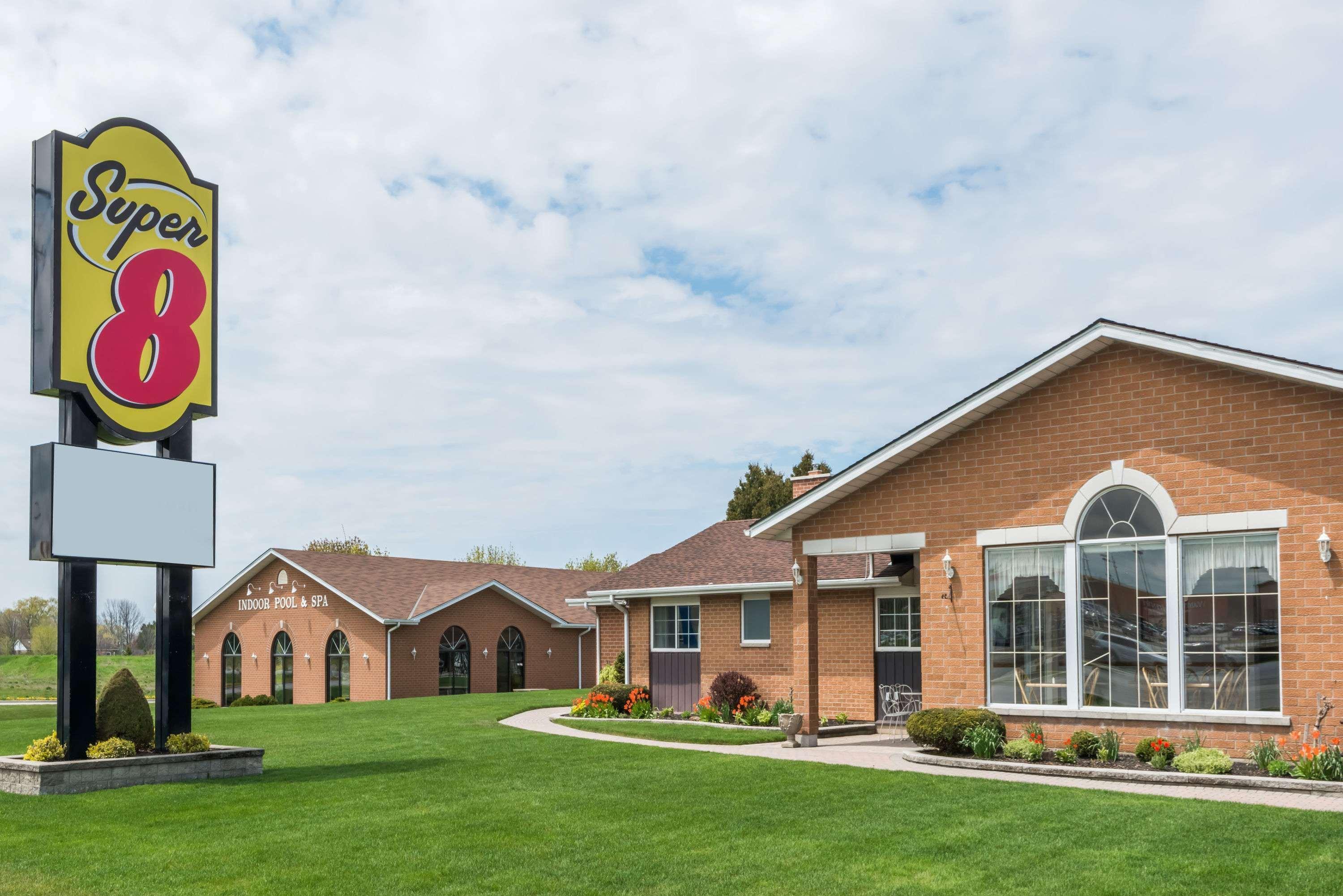 Super 8 By Wyndham Port Elgin Exterior foto