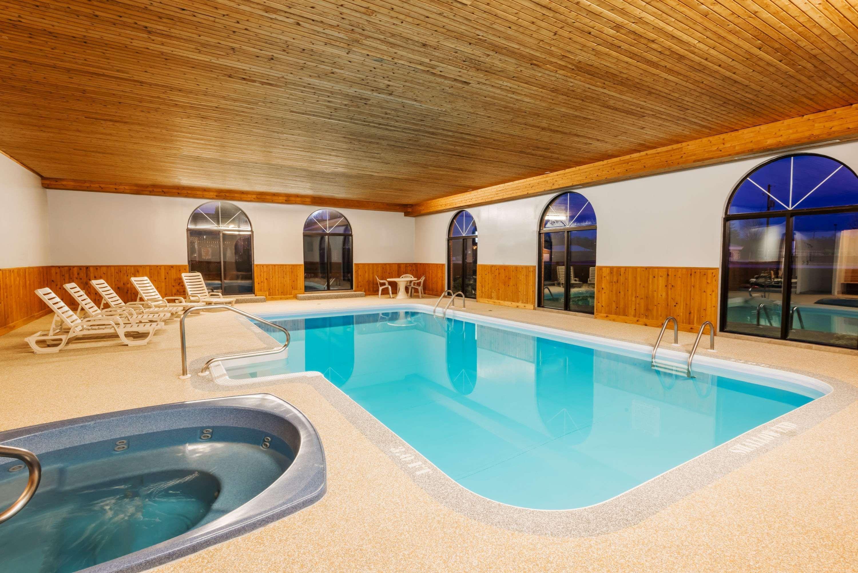 Super 8 By Wyndham Port Elgin Exterior foto