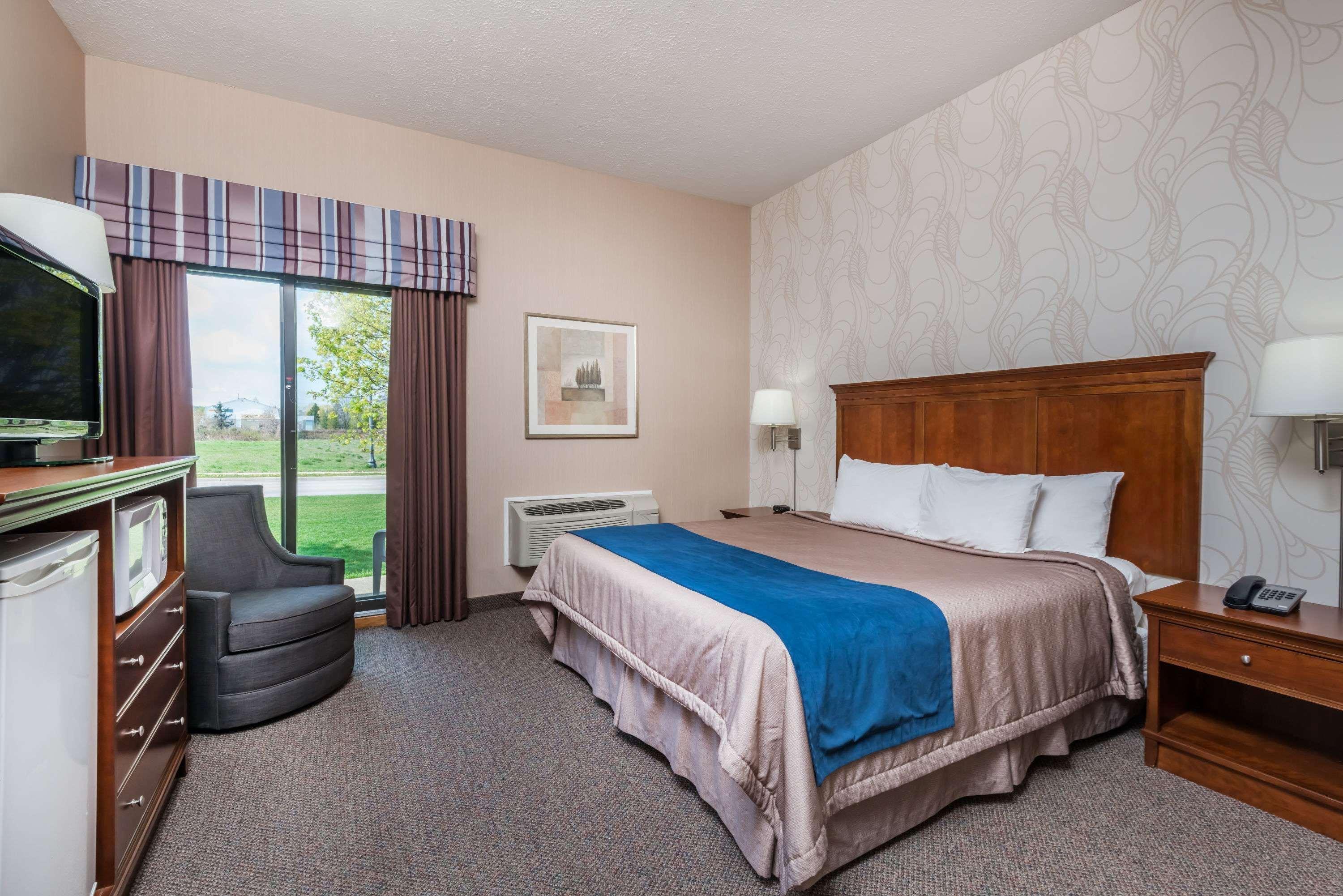 Super 8 By Wyndham Port Elgin Exterior foto