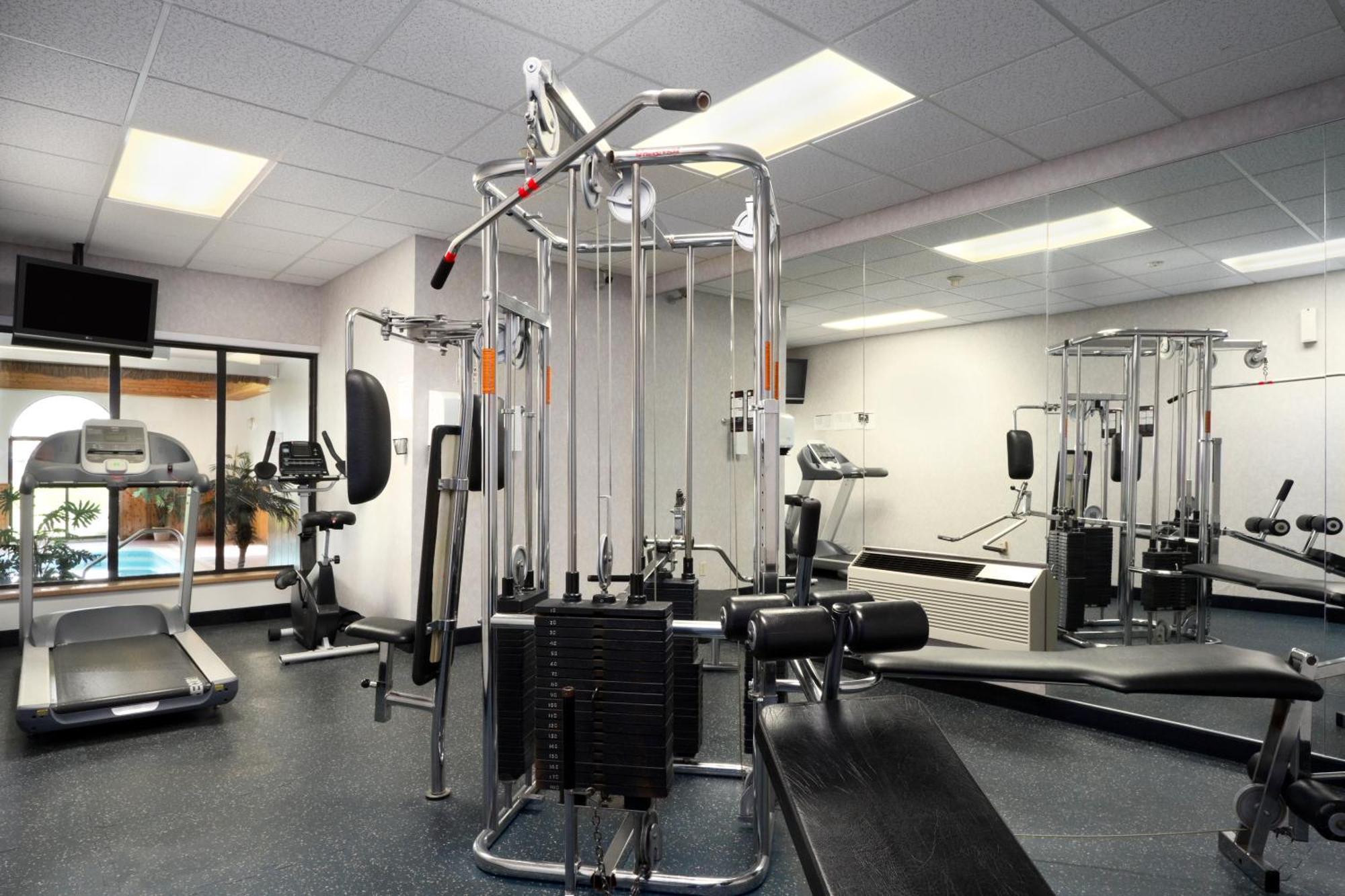 Super 8 By Wyndham Port Elgin Facilidades foto