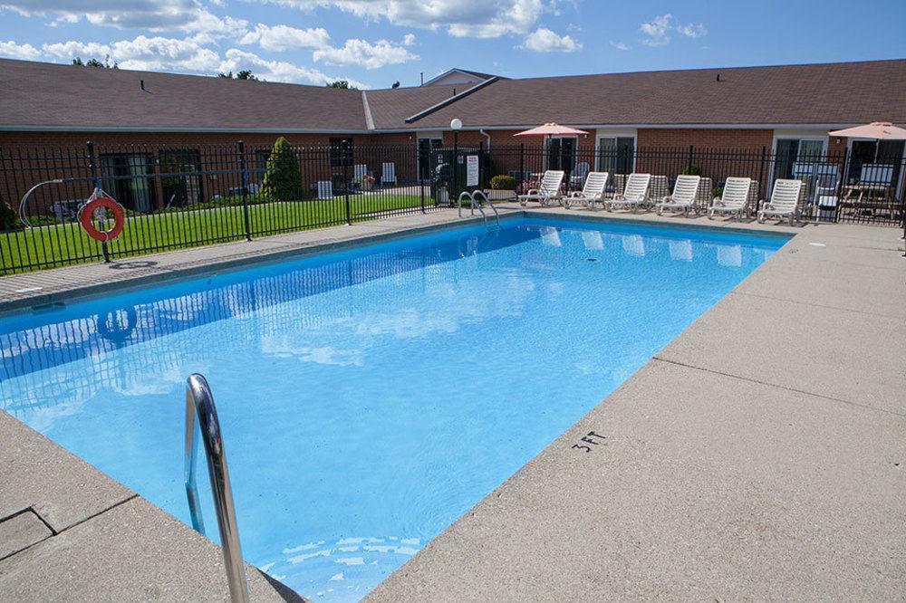 Super 8 By Wyndham Port Elgin Exterior foto