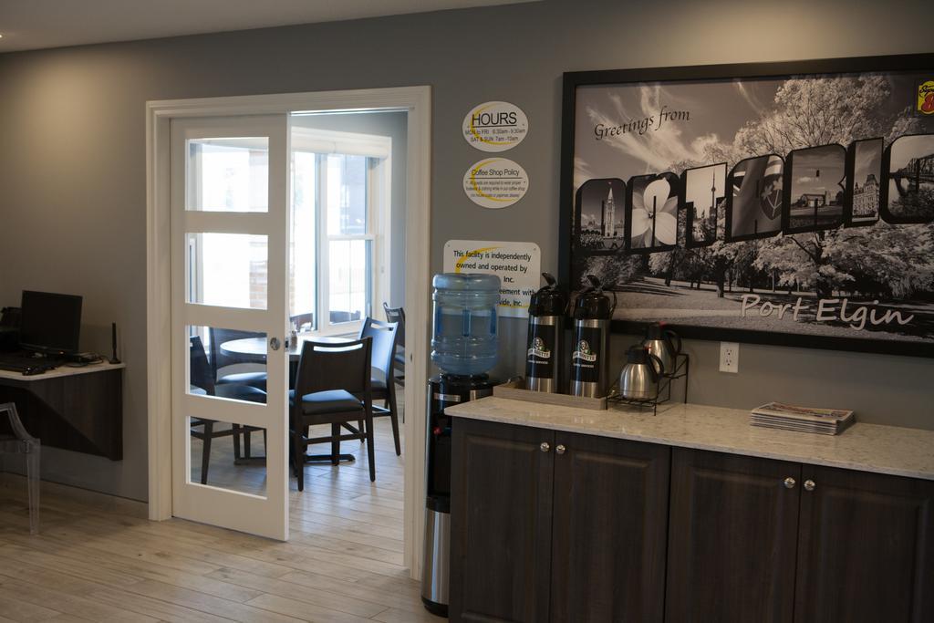 Super 8 By Wyndham Port Elgin Exterior foto