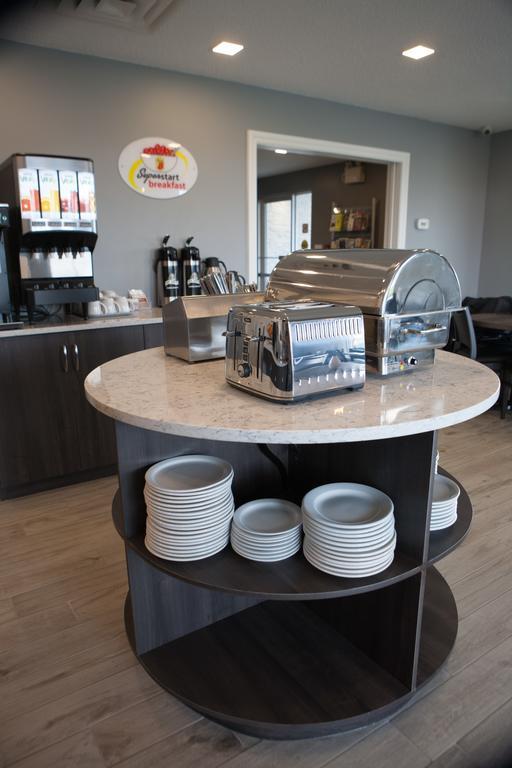 Super 8 By Wyndham Port Elgin Exterior foto