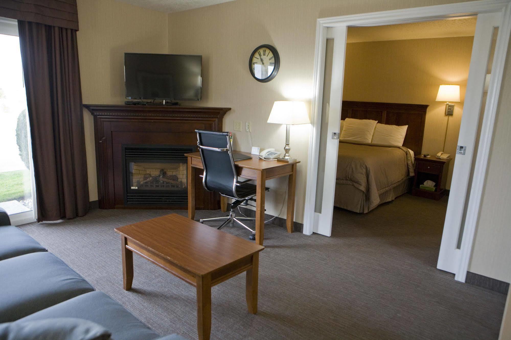 Super 8 By Wyndham Port Elgin Exterior foto