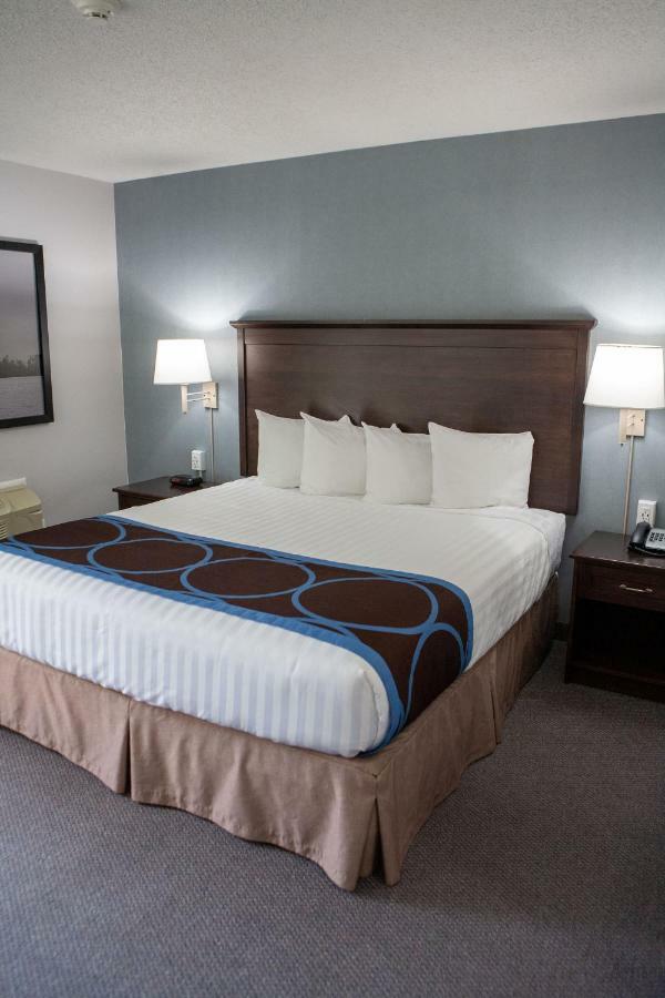 Super 8 By Wyndham Port Elgin Exterior foto